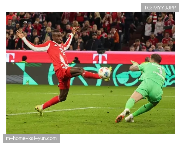 国王杯赛场VAR再引争议 裁判判罚成关注焦点