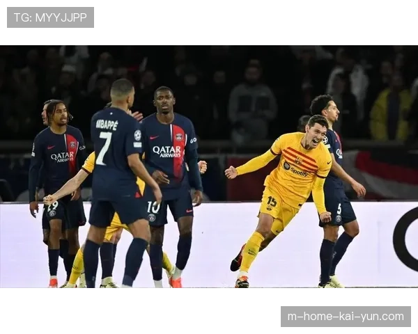 巴萨前场球员逼抢强度,弗里克双层防守体系构建分析 巴萨前场球员逼抢强度,弗里克双层防守体系构建分析